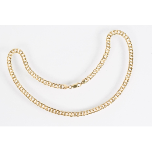 155 - 9ct gold flat curb link necklace chain with spring ring clasp. Hallmarked Birmingham 1993. Measures ... 