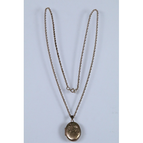 170 - 9ct gold locket on a rope twist chain with spring ring clasp. Locket hallmarked Birmingham 1979, cha... 