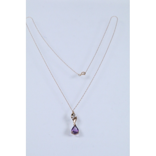 131 - Group of gold pendants to include a 9ct and amethyst pendant necklace with a fine link chain (pendan... 