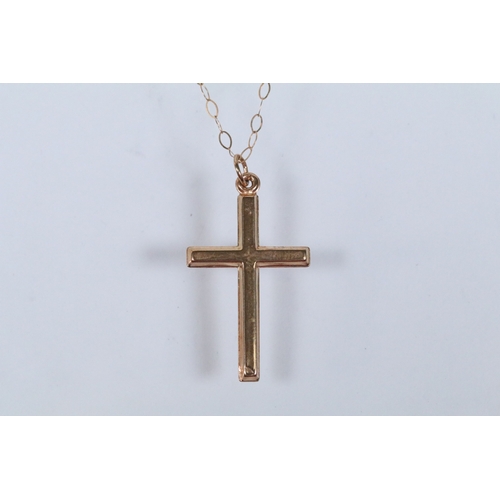 137 - Group of jewellery to include a 9ct gold cross pendant (marked 9ct to clasp), 9ct and green stone ba... 