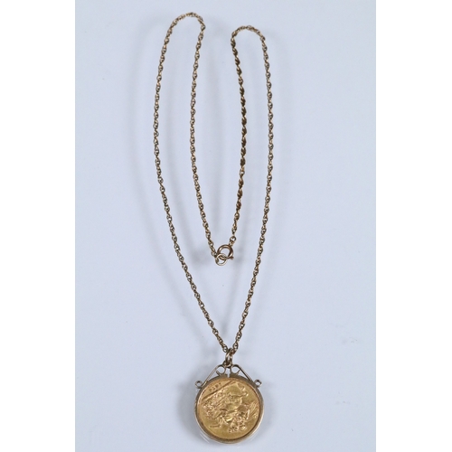 165 - 1876 Victorian full sovereign coin set into a 9ct gold mount with rope twist necklace chain and spri... 
