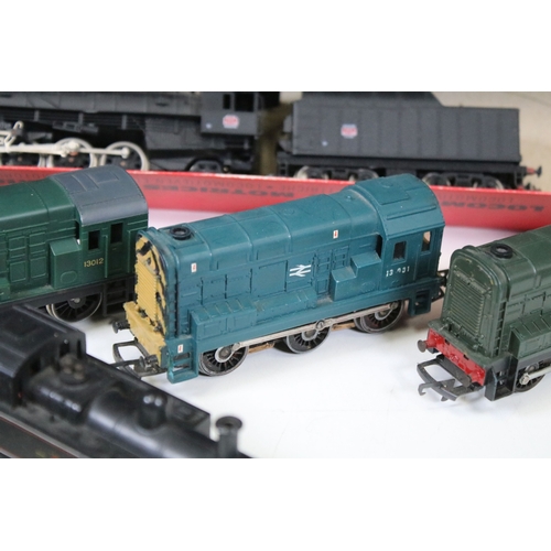 11 OO / HO gauge locomotives to include boxed Heljan Beyer Garratt Item ...