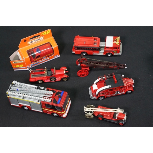 Ten boxed Fire Engine diecast models to include Road Signature Series ...