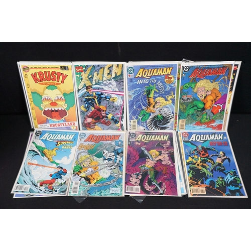 Comics - Around 370 comics to include DC Comics, Marvel, Dark Horse and ...