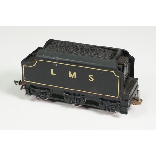 15 - Four Wrenn OO gauge locomotives within incorrect or repro boxes to include Clan Line (repro box & na... 