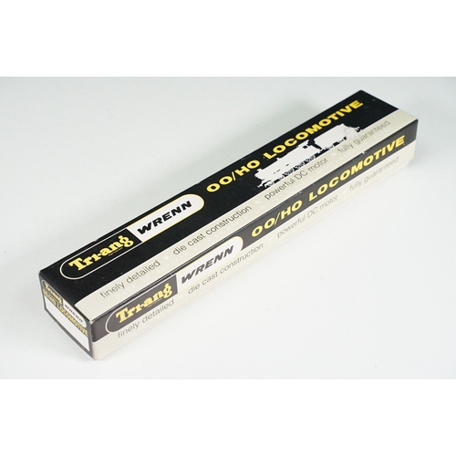 15 - Four Wrenn OO gauge locomotives within incorrect or repro boxes to include Clan Line (repro box & na... 