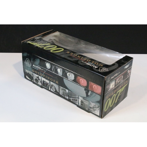 174 - Two boxed 1/18 scale James Bond related diecast models to include AutoArt 70021 James Bond 007 Goldf... 
