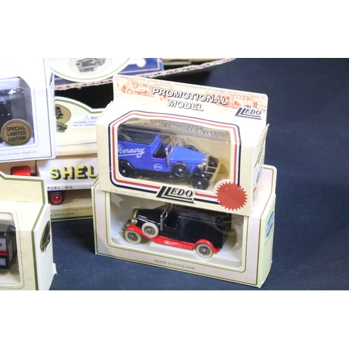 161 - Around 225 boxed Lledo diecast models to include Lledo Collectibles (Brewing In Britain, Trackside, ... 