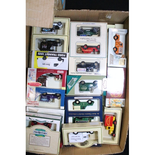 161 - Around 225 boxed Lledo diecast models to include Lledo Collectibles (Brewing In Britain, Trackside, ... 