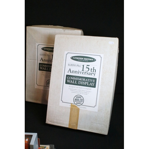 162 - 19 Boxed diecast models to include 2 x Lledo Paul Smith True Brit models, Lledo Days Gone Vanguards ... 