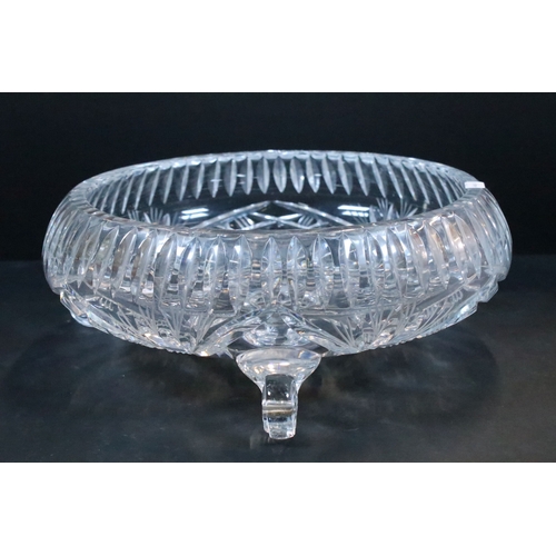 50 - Large crystal glass centre fruit bowl on three scrolled feet together with a four piece crystal glas... 