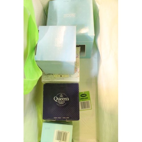 59 - Border Fine Arts figurines 'Peter Rabbit in the watering can', 'Peter in wheelbarrow' and 'Simpkin h... 