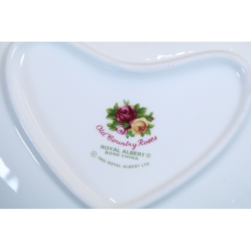 76 - Quantity of tea and coffee pots to include Royal Albert, Crown Devon, Wedgwood and Adams examples to... 