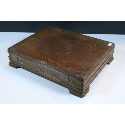 351 - Canteen of cutlery by Lewis Rose & Co Sheffield, within oak case