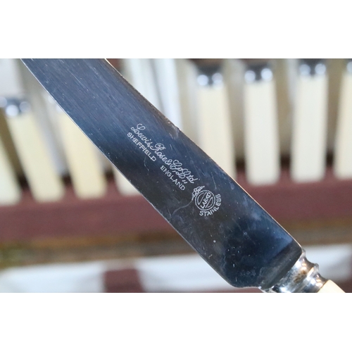 351 - Canteen of cutlery by Lewis Rose & Co Sheffield, within oak case