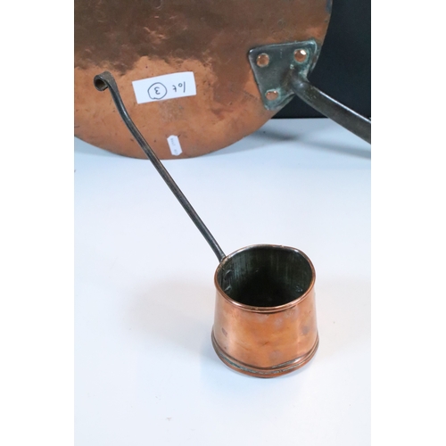 362 - Group of antique copper items to include pan lid, cider ladle and a horn (1 box)