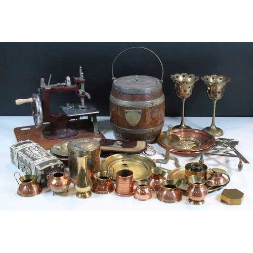 370 - Group of metalware to include small decorative plates, Schweppes and Perrier ashtrays, small coopere... 