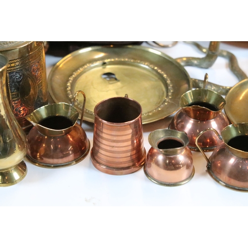 370 - Group of metalware to include small decorative plates, Schweppes and Perrier ashtrays, small coopere... 