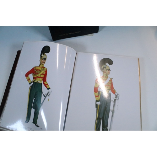 381 - Collection of militaria, to comprise include regimental badges, buttons and belts, etc. (one box)