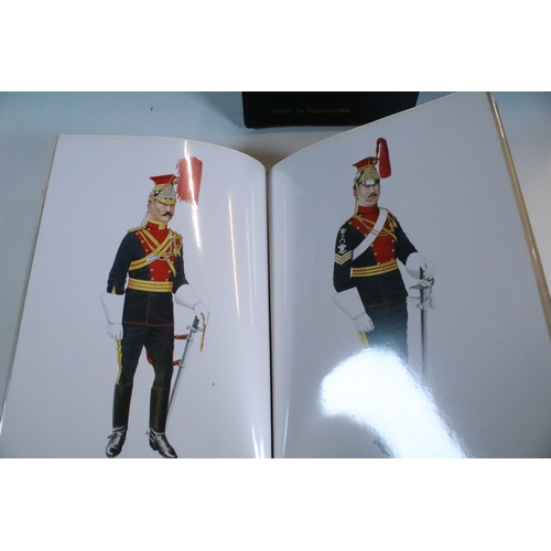 381 - Collection of militaria, to comprise include regimental badges, buttons and belts, etc. (one box)