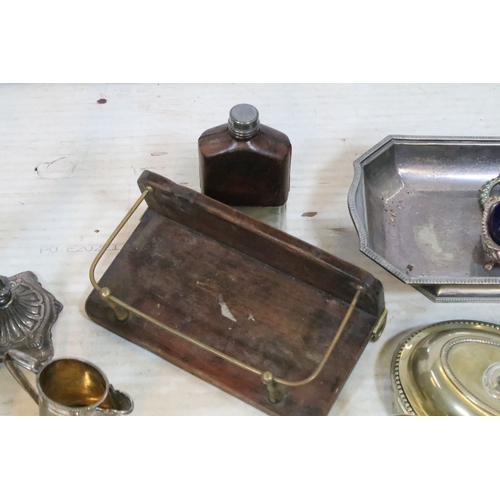 383 - Collection of silver plate, to comprise a pair of candlesticks, hip flasks, trophies, jugs, etc. tog... 