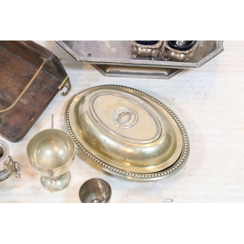 383 - Collection of silver plate, to comprise a pair of candlesticks, hip flasks, trophies, jugs, etc. tog... 
