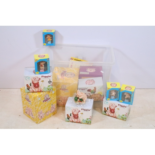 386 - Collection of boxed Piggin' figures, to comprise My Valentine, My Super Hero, Piggin Presents, Piggi... 