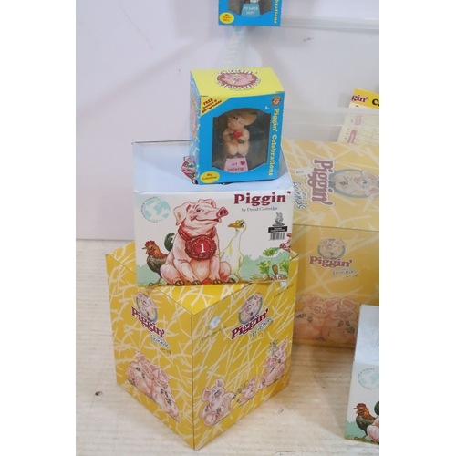 386 - Collection of boxed Piggin' figures, to comprise My Valentine, My Super Hero, Piggin Presents, Piggi... 