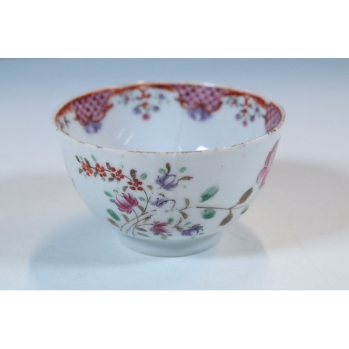 44A - Collection of 18th century and later Chinese porcelain teawares, to comprise famille rose tea cup, t... 