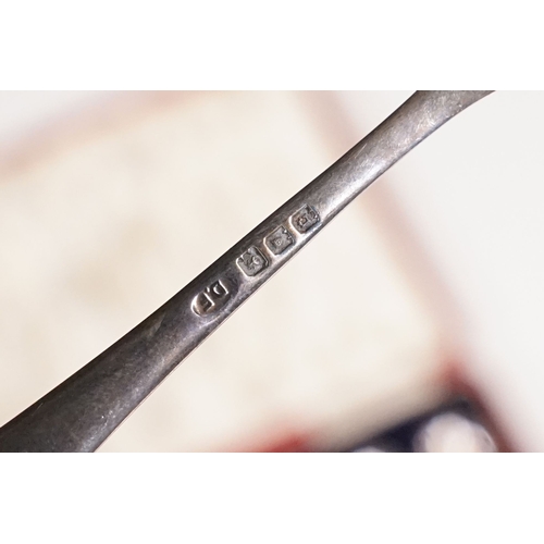 209 - A cased set of twelve fully hallmarked sterling silver teaspoons complete with sugar tongs.