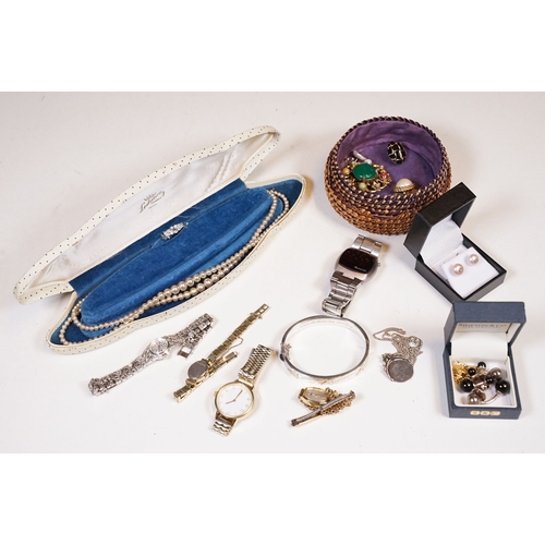 304 - A small collection of mixed costume jewellery together with a selection of watches to include a Accu... 