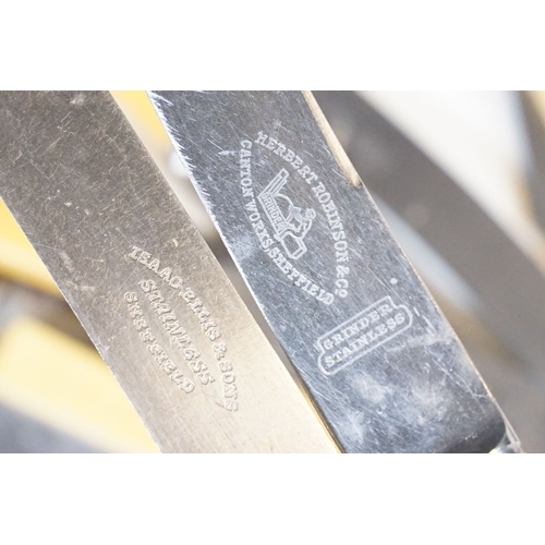 308 - A collection of mixed silver plate flatware to include Mappin & Webb examples and boxed examples tog... 