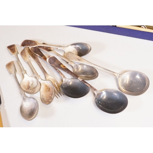 308 - A collection of mixed silver plate flatware to include Mappin & Webb examples and boxed examples tog... 