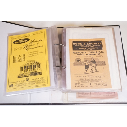 423 - Football Programmes - Collection of Non League programmes from the 1950s onwards to include Holyhead... 