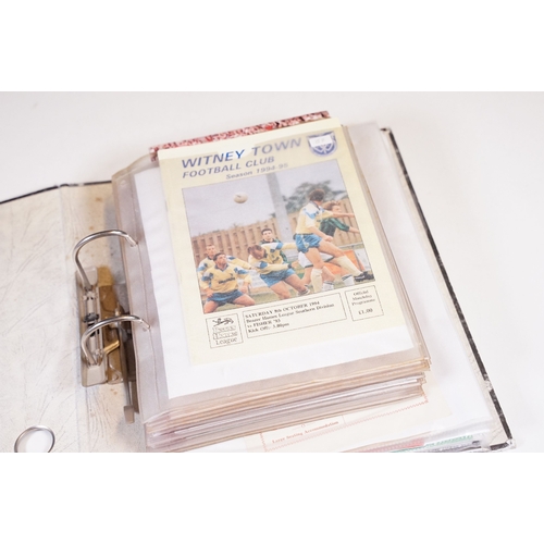 427 - Non League Football Programmes - Large collection of programmes from the 1950s onwards to include Il... 