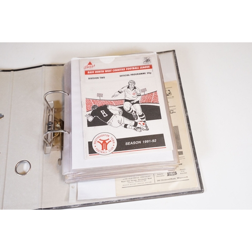 427 - Non League Football Programmes - Large collection of programmes from the 1950s onwards to include Il... 