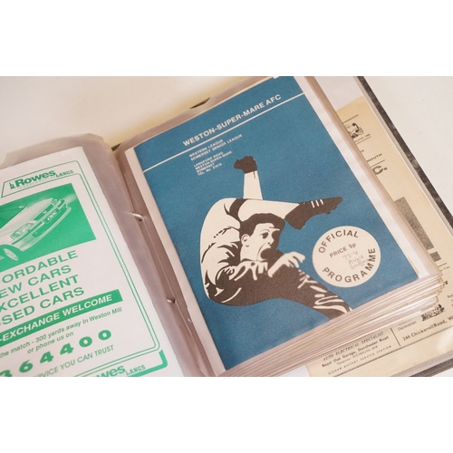 427 - Non League Football Programmes - Large collection of programmes from the 1950s onwards to include Il... 