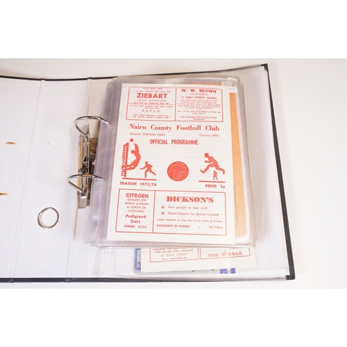 427 - Non League Football Programmes - Large collection of programmes from the 1950s onwards to include Il... 