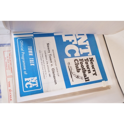 427 - Non League Football Programmes - Large collection of programmes from the 1950s onwards to include Il... 