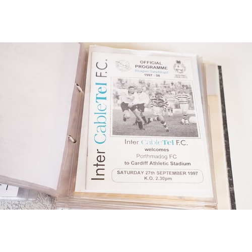 427 - Non League Football Programmes - Large collection of programmes from the 1950s onwards to include Il... 