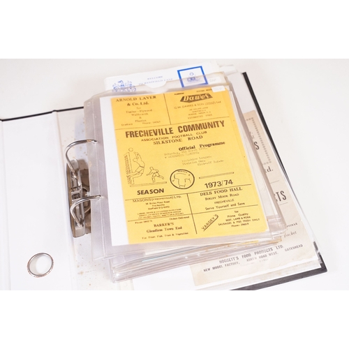 427 - Non League Football Programmes - Large collection of programmes from the 1950s onwards to include Il... 