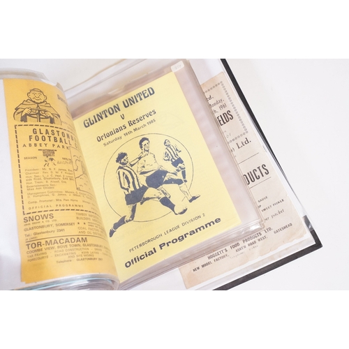 427 - Non League Football Programmes - Large collection of programmes from the 1950s onwards to include Il... 