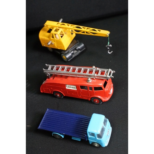 1399 - 30 Mid 20th C onwards diecast models to include Dinky and Corgi examples, with signs of reconditioni... 