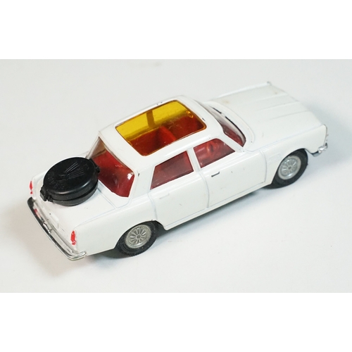 1401 - Boxed Corgi 275 Rover 2000 TC 'Take off Wheels' and 'Golden Jacks' diecast model in white, diecast g... 