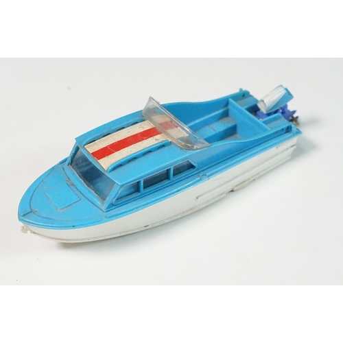 1411 - Boxed Corgi The Riviera Gift Set No 31 diecast model, with Buick Riviera, Dolphin 20 Cabin Cruiser, ... 