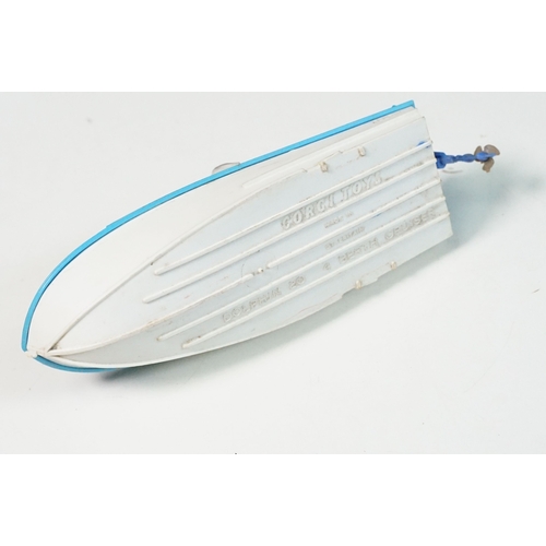 1411 - Boxed Corgi The Riviera Gift Set No 31 diecast model, with Buick Riviera, Dolphin 20 Cabin Cruiser, ... 