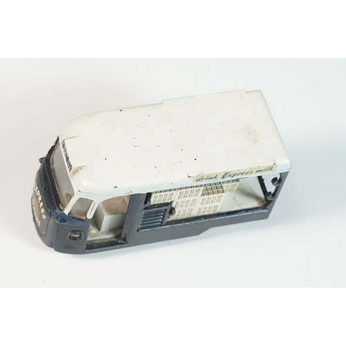 1413 - Boxed Triang Spot On 271 Express Dairy Van diecast model, with driver figure and crates, play wear a... 