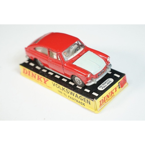 1414 - Three cased Dinky diecast models to include 158 Rolls Royce Silver Shadow in metallic red, 163 Volks... 