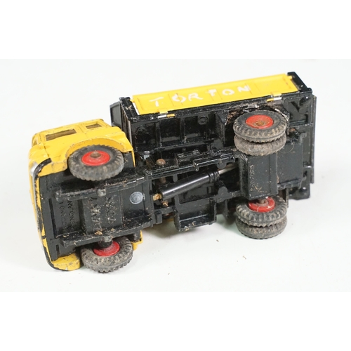 1416 - Four boxed play worn Dinky diecast models to include 273 RAC Patrol Mini Van, 274 AA Mini Van, 120 J... 