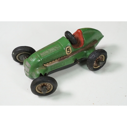 1421 - Seven boxed diecast / plastic / tin plate models to include Britains 9670 Dump Truck, The Morriss Sc... 